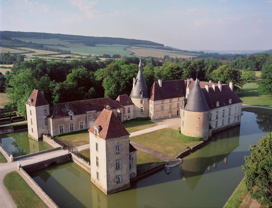 Le Relais Apartment Vandenesse-en-Auxois Exterior foto